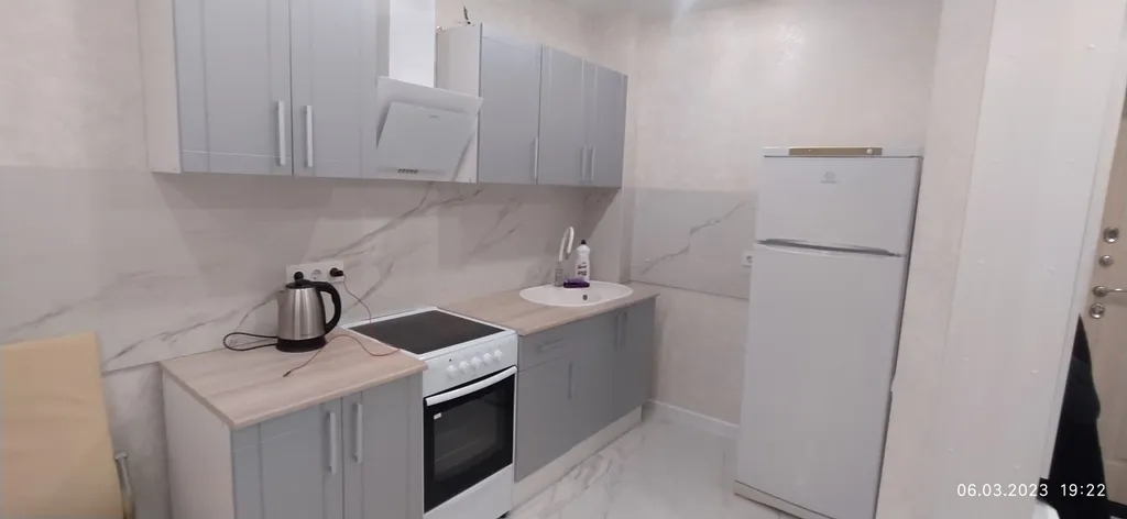 Новая красивая квартира с ремонтом 16 этаж4 раздельных места