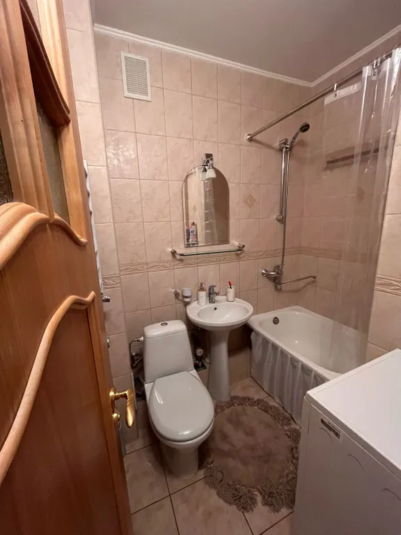 Квартира Квартира До моря 10 минут пешком , в центре прогулочной улицы с ресторанами — Светлогорск