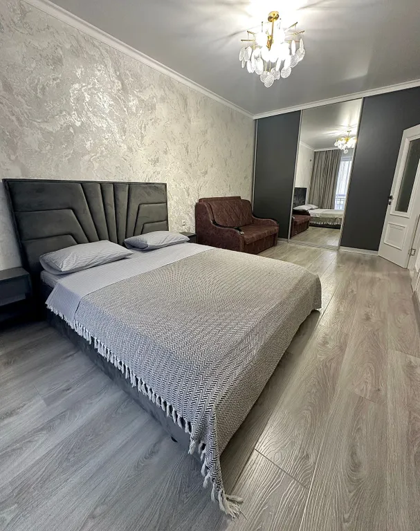 Уютная, светлая квартира в новостройке Весна — аренда посуточно в Владикавказ