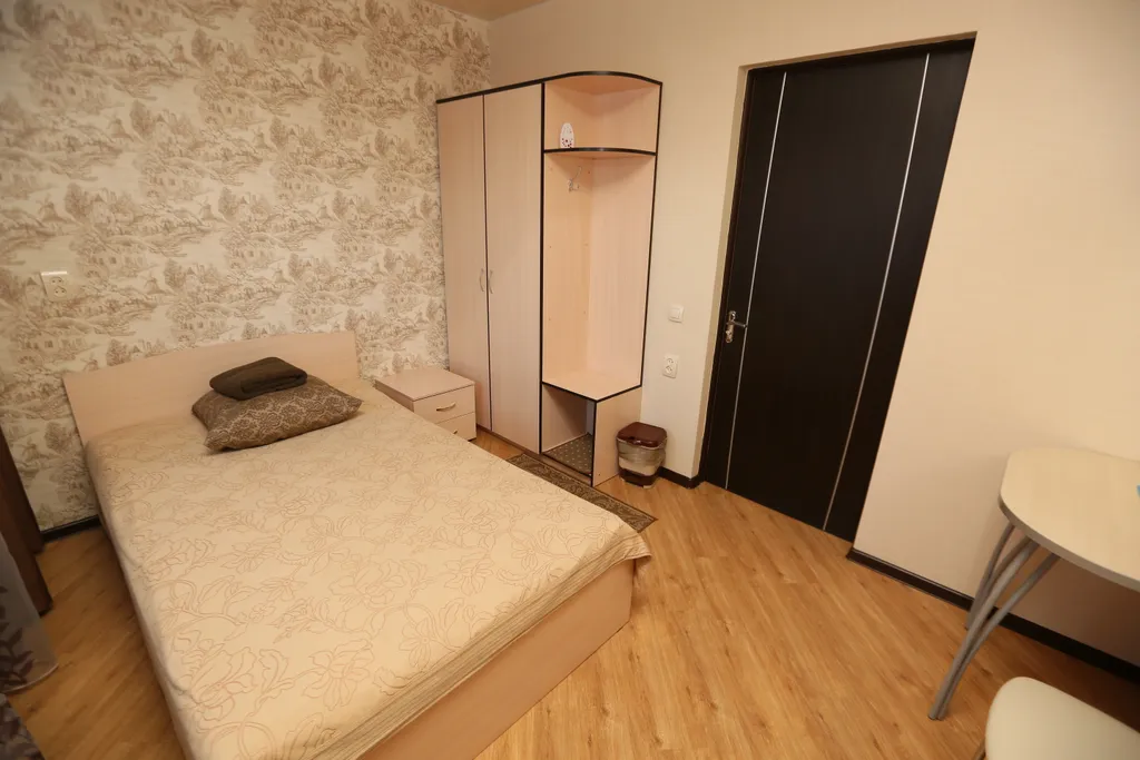 Квартира Комната в квартире в центре города — аренда посуточно в Усинск