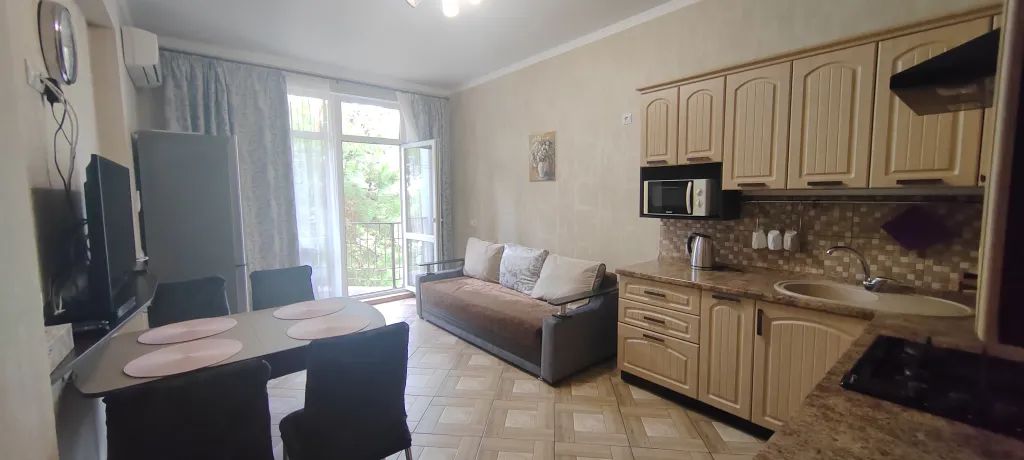 Квартира Новая уютная квартира с балконом на первой береговой, комфорт класса — Геленджик