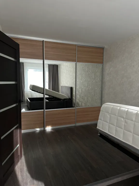 Квартира 1-комнатная Квартира — Бугры