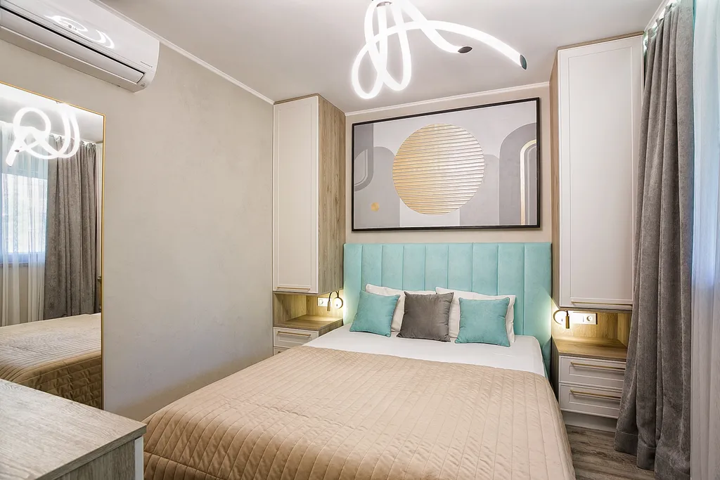 4-комнатная Квартира