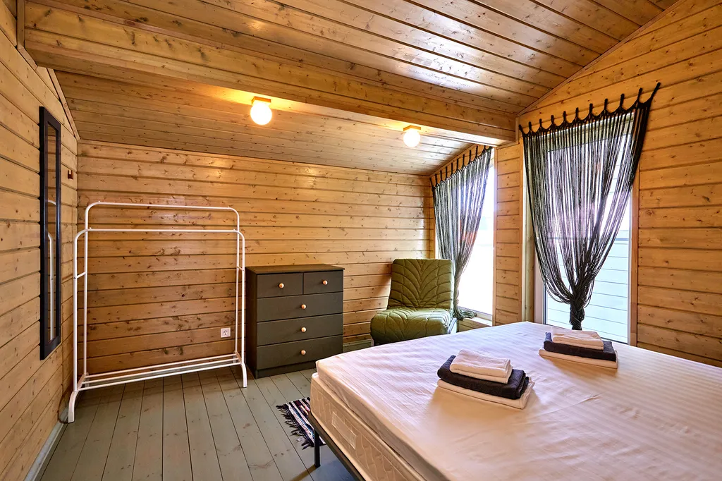 Коттедж 3-комнатный Дом — аренда посуточно в Голубицкая