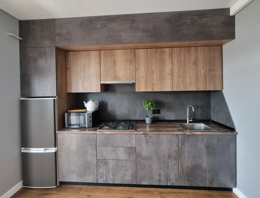 Апартаменты с прекрасным видом, рядом с аэропортом и жд вокзалом