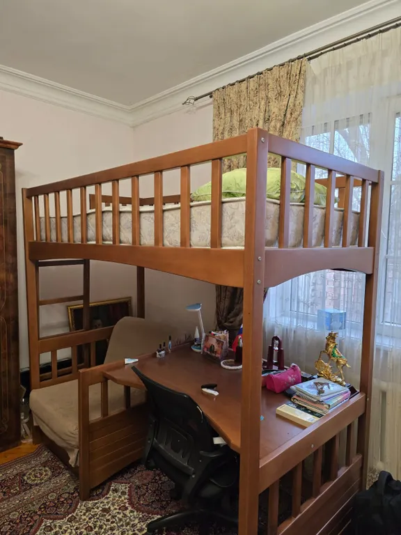 Дом с бассейном