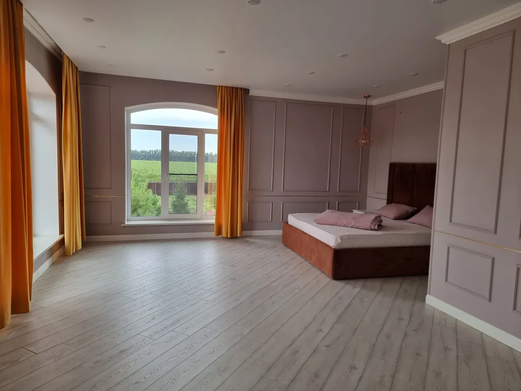 Коттедж с бассейном