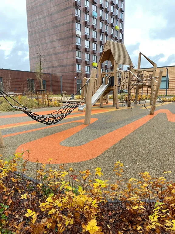 Уютная евро 2ка в 1 минуте от м. Потапова