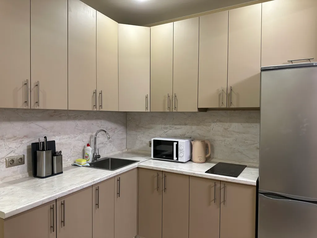 Cтудия Огонь рядом стадионом Торпедо