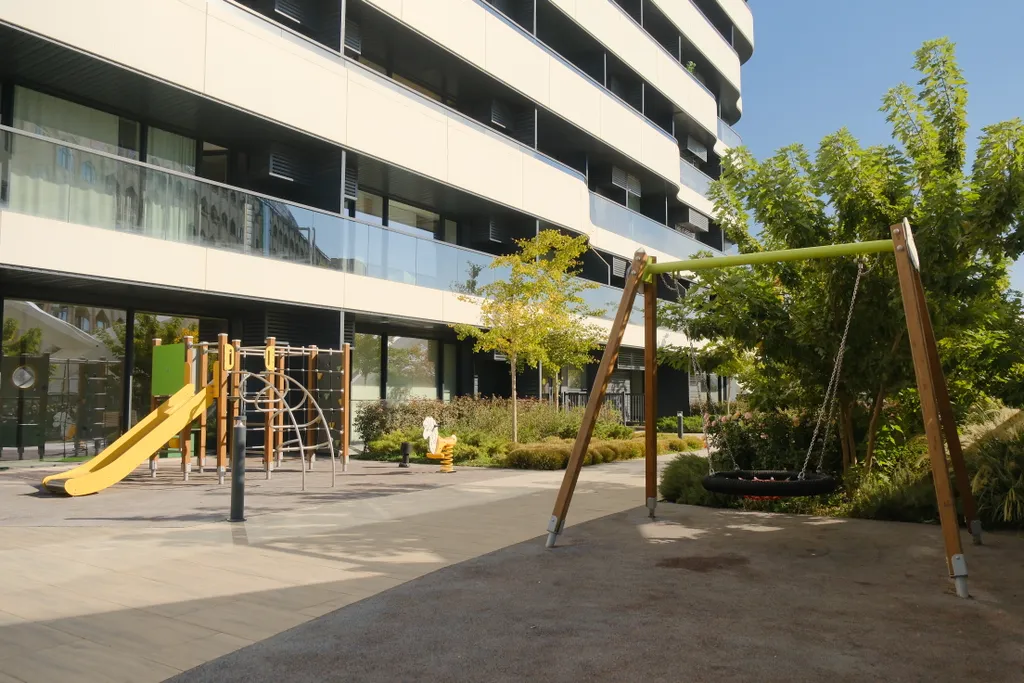 Светлая квартира с видом на Tashkent city, NRG U Tower