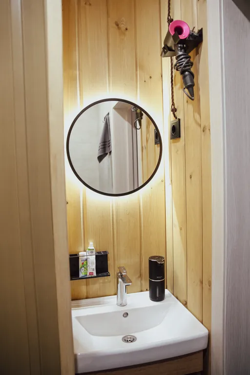 Домик на холме