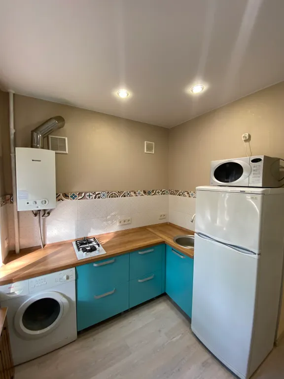 2-комнатная квартира vip класса в тихом и уютном центре