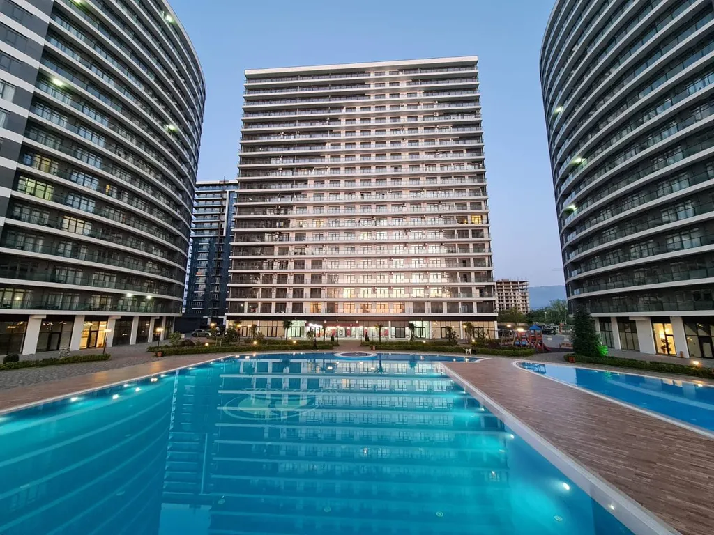 Апартаменты с лучшим видом в комплексе с бассейном