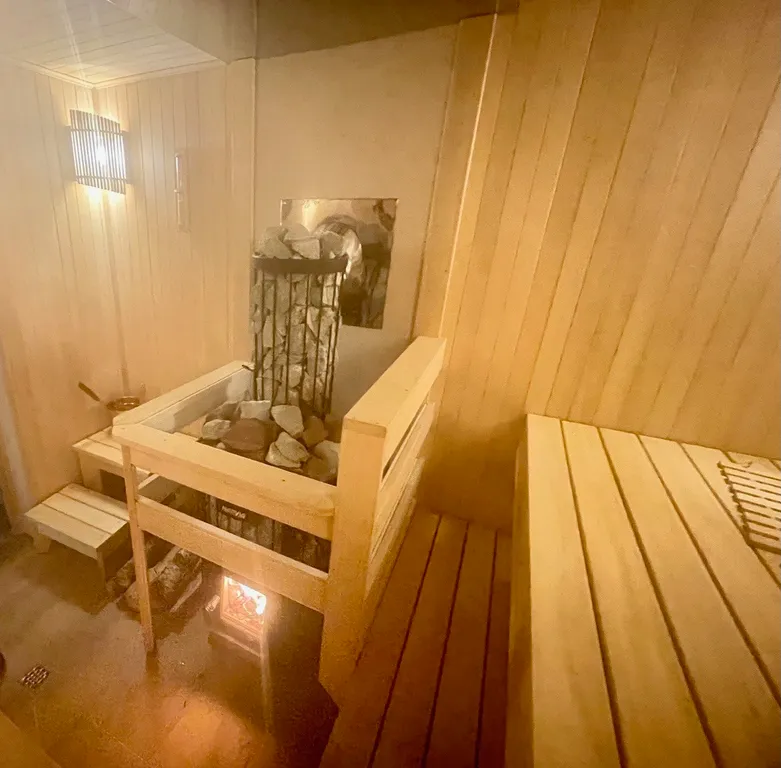 Гостевой дом с баней на дровах и бассейном