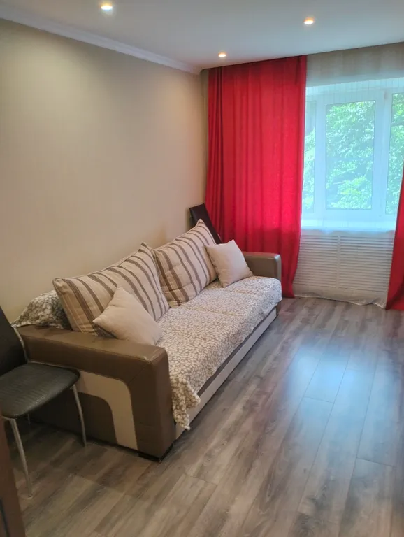 Чистые уютные двухкомнатные апартаменты на Московской площади в центре