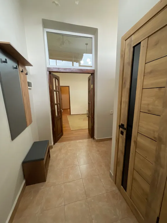 Квартира 2-комнатная Квартира — Сухум