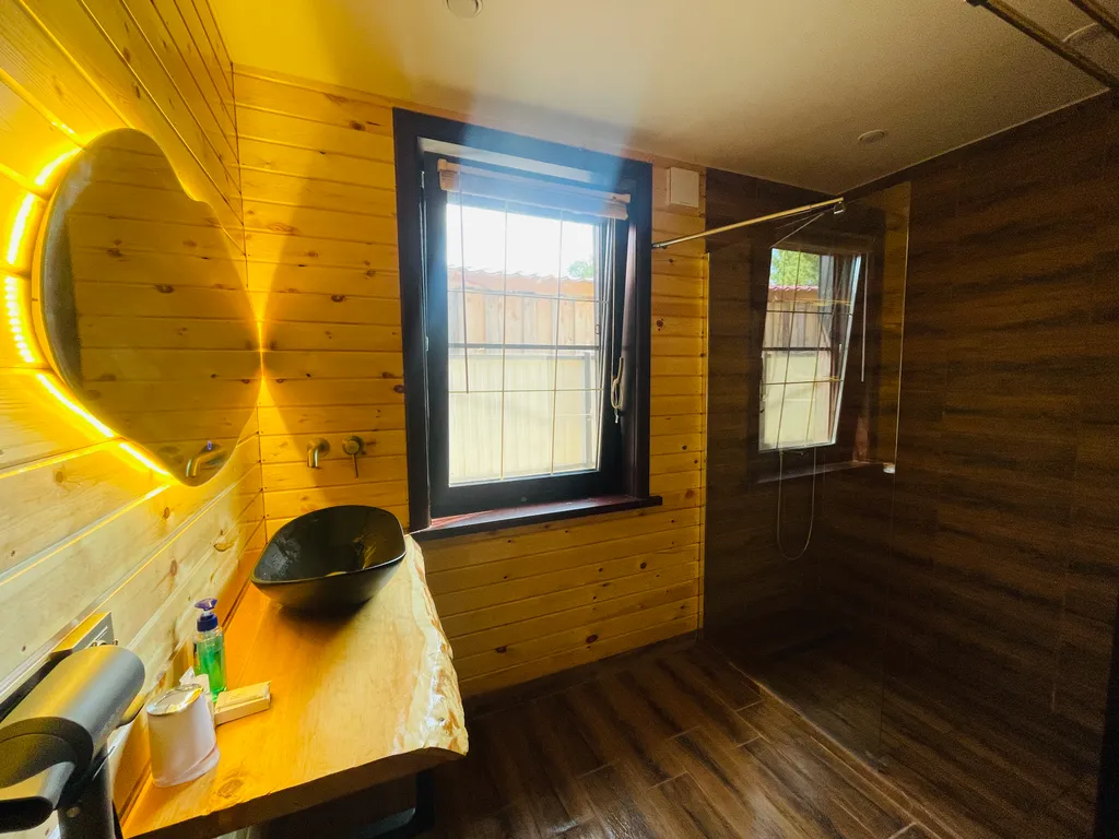 Дом в лесном массиве с закрытой территорией