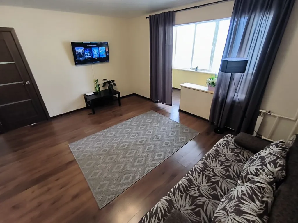 Квартира рядом с Броско Молл