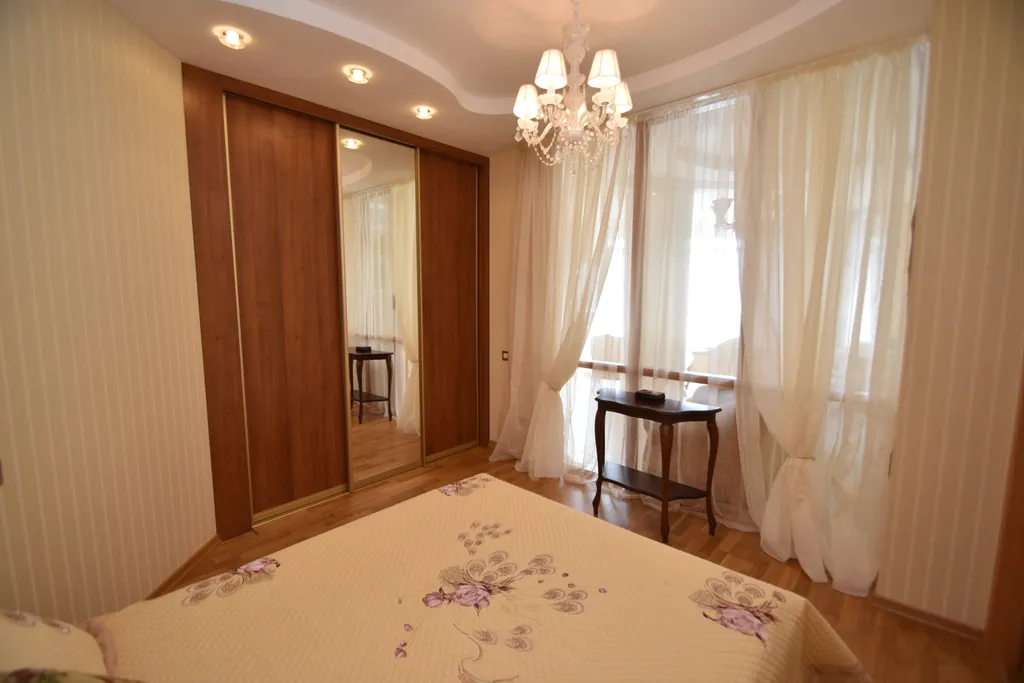 На Набережной Гурзуфа