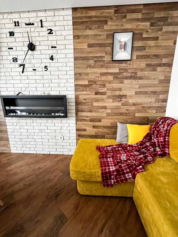 Geometry - просторная квартира с панорамным видом на реку в центре