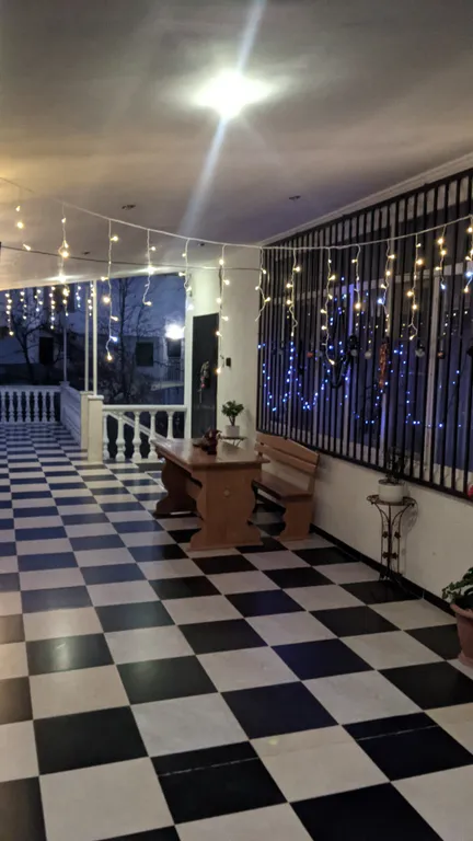 Коттедж Уютный второй этаж дома с отдельным входом и территорией во дворе — Сухум