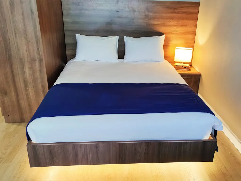 Стильная квартира с сауной, в центре города