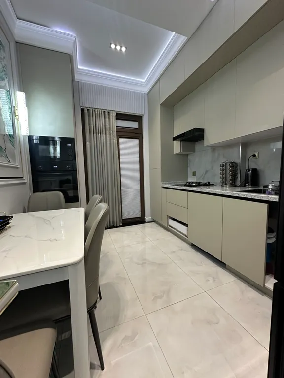 Tashkent city Boulevard A14-120