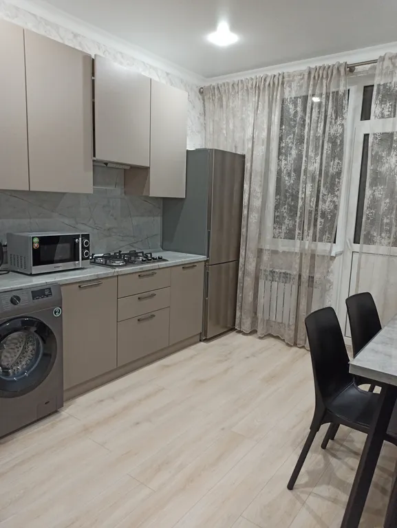 Уютная квартира в доме на берегу озера