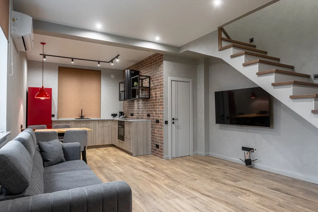 На первой линии от моря сдам полдома