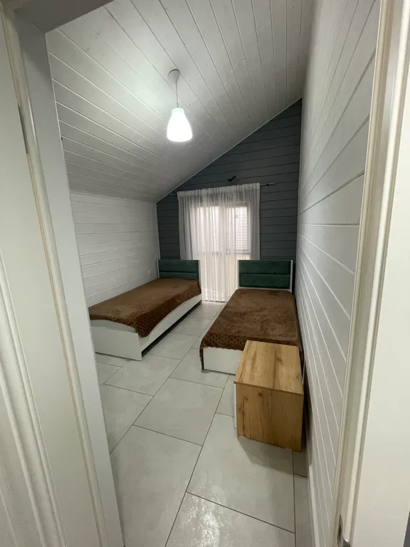 Домик возле моря