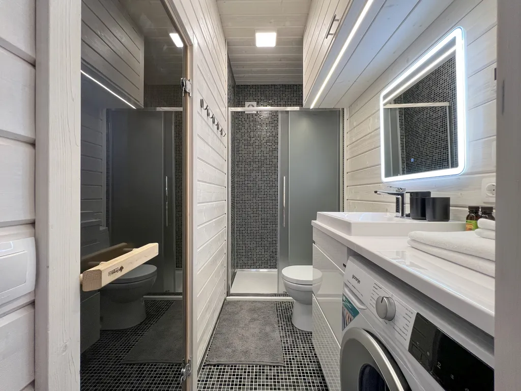 Коттедж Дом на озере с сауной и 1 спальней — Санкт-Петербург