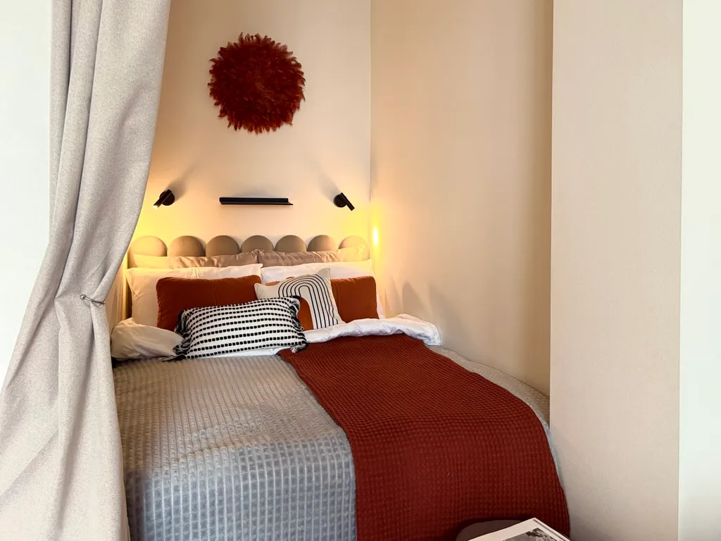 Стильная видовая студия в центре