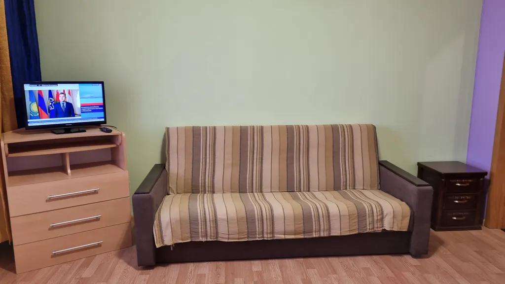 Большая двушка напротив ТРК МегаГринн