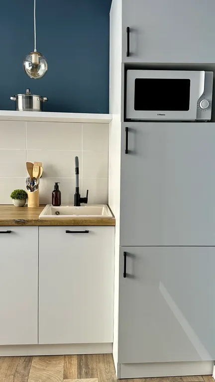 Студия Bayhouse в 200 метрах от метро Б. Момышулы для 2х гостей