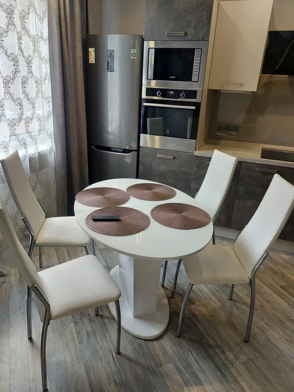 Квартира на набережной