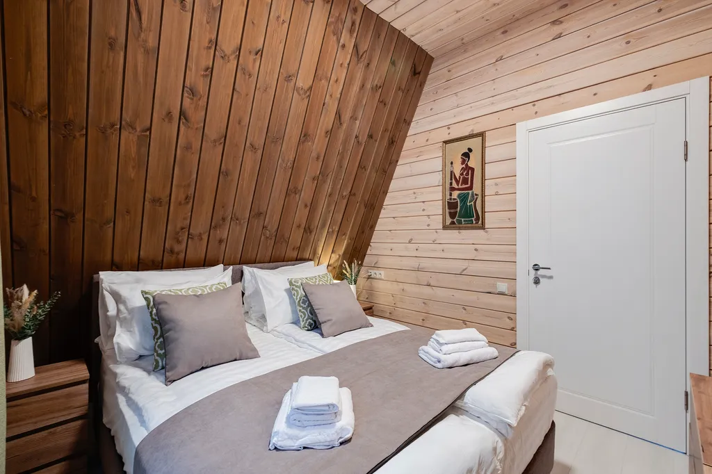 Уютный дом с баней, купелью и видом на лес