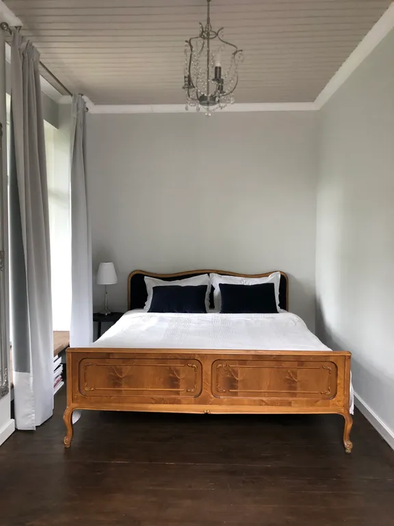 Wooden house Iconic Garden