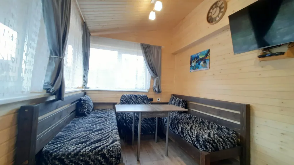 Дом-баня на берегу озера