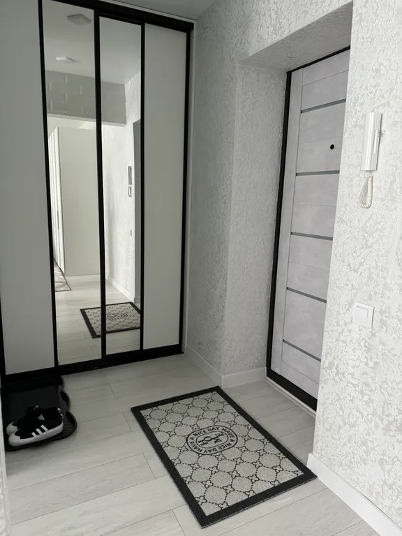 Самый центр!Площадь Победы!!!Васильки!!!