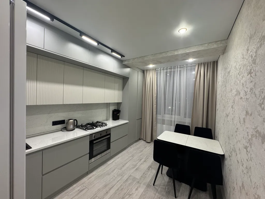 Уютная квартира с красивыми видами, в новом доме с новым ремонтом