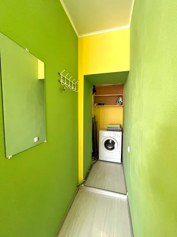 Студия возле авто и жд вокзалов