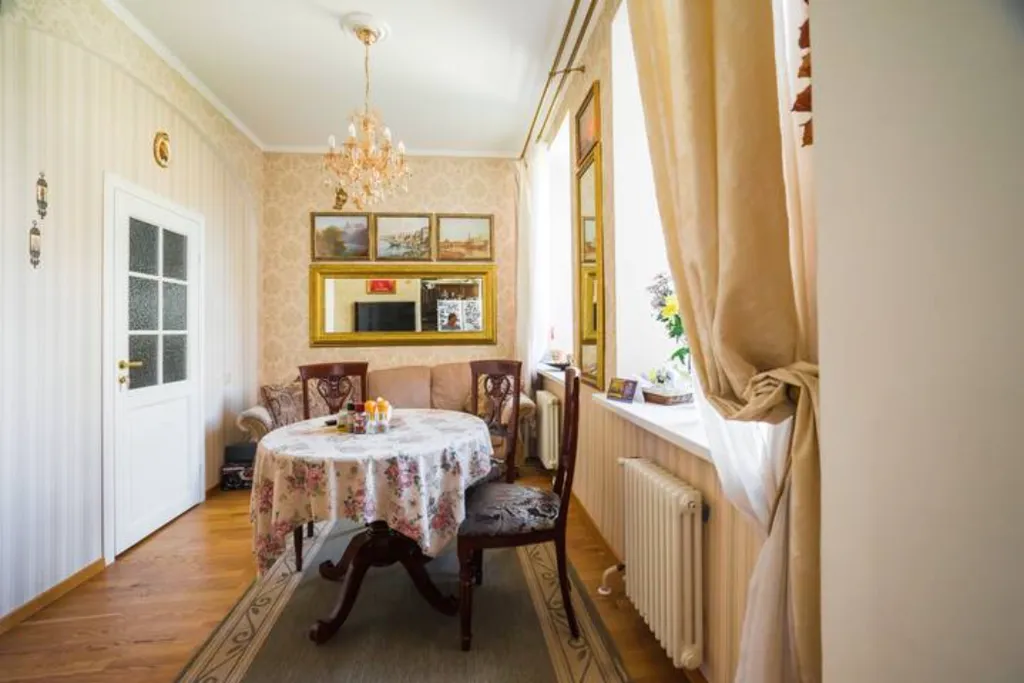 Квартира Апартаменты с отдельным входом и 2-мя каминами — Санкт-Петербург