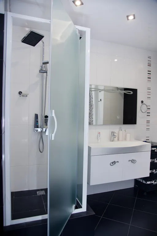 Трешка по ул. Кирова, 3 мин до моря