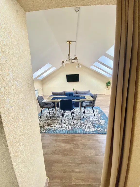 Арт-мансарда n2 с панорамным видом на водохранилище