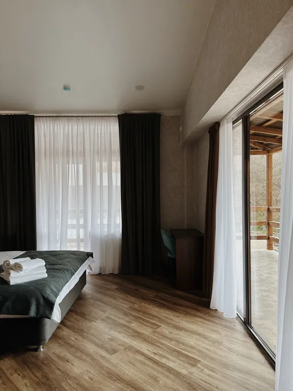 Квартира Двухместный гостиничный номер с видом на конный плац — аренда посуточно в Нальчик