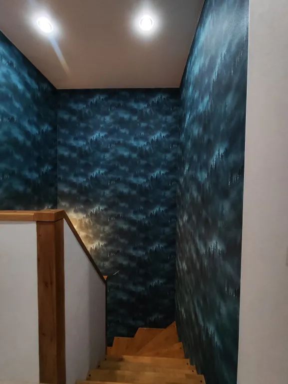 Двухкомнатная двухэтажная квартира в центре города