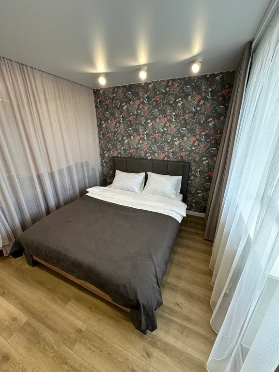 Квартира на набережной с видом на Китай