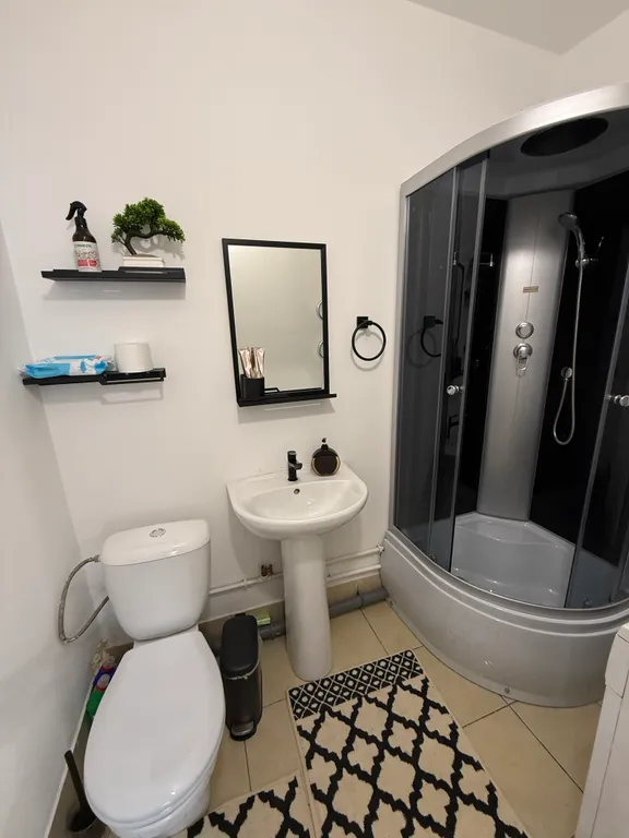 Теплая и светлая квартира