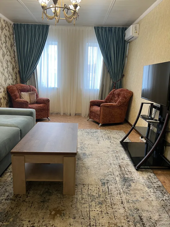 Коттедж Дом в общем дворе — Дербент