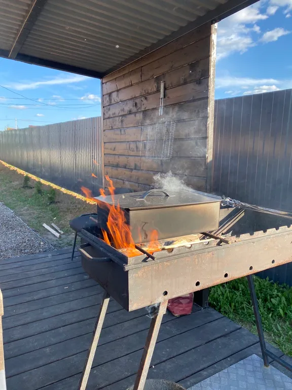 Дом в прибрежном парке